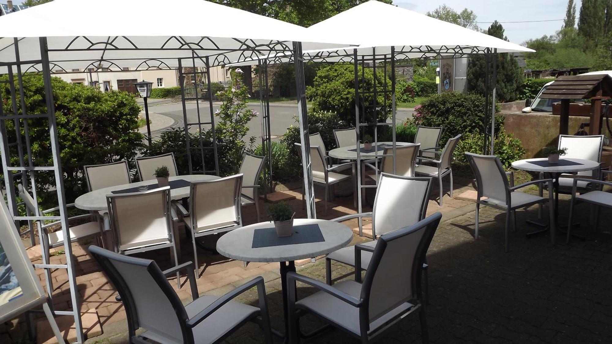 Ferienweingut & Gutsrestaurant Becker Apartment Burgen  Ngoại thất bức ảnh