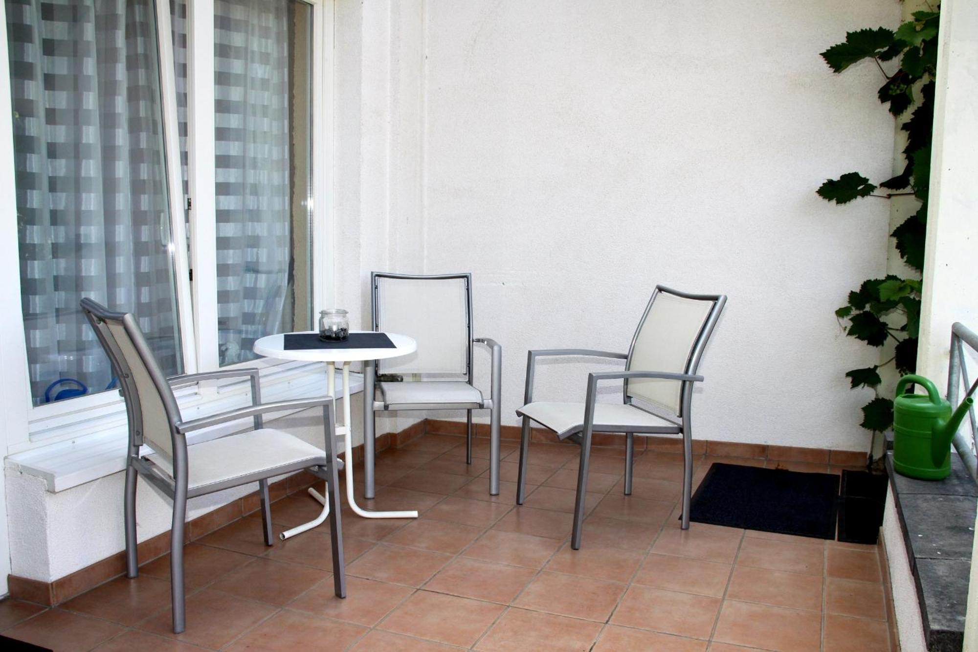 Ferienweingut & Gutsrestaurant Becker Apartment Burgen  Ngoại thất bức ảnh
