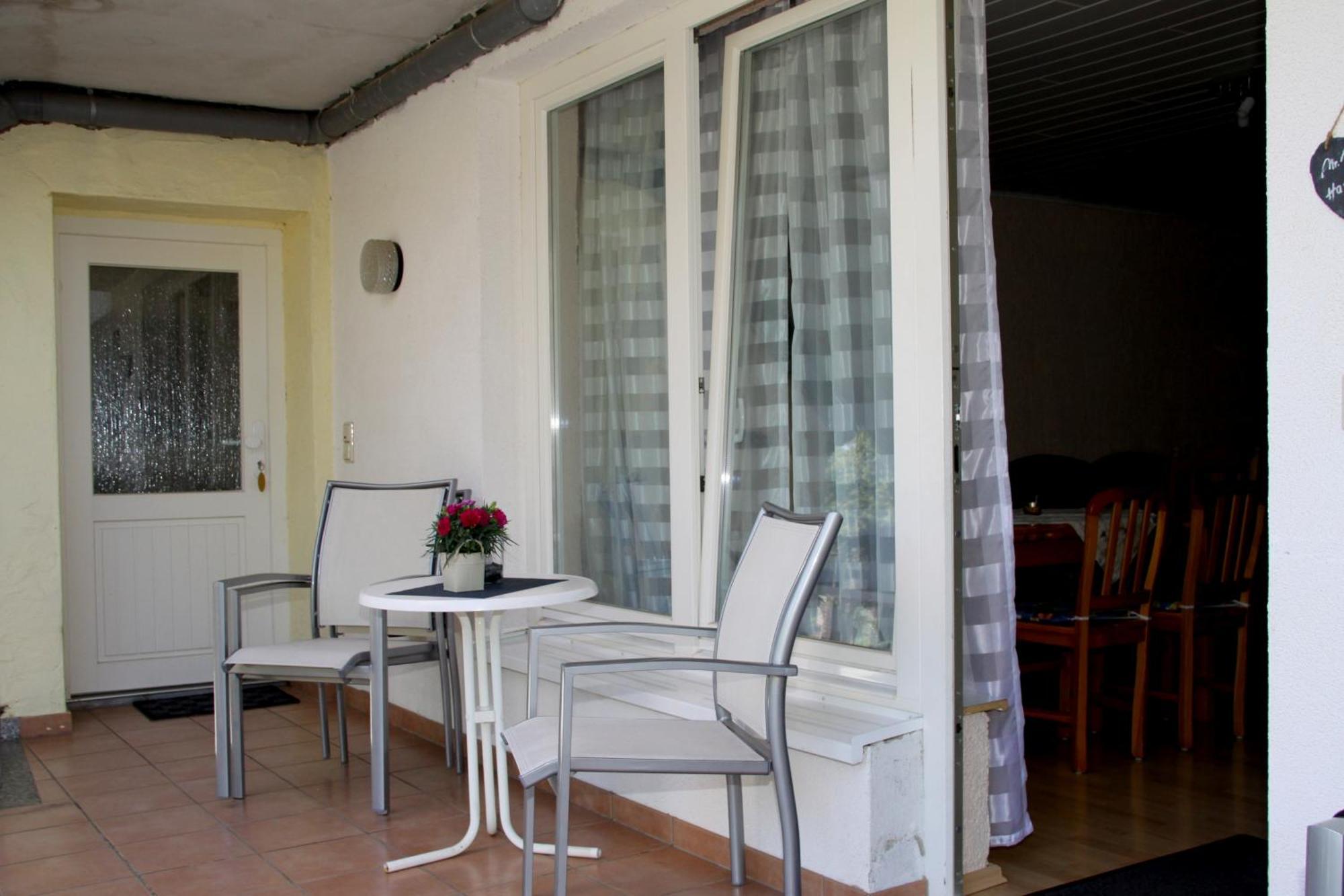 Ferienweingut & Gutsrestaurant Becker Apartment Burgen  Ngoại thất bức ảnh