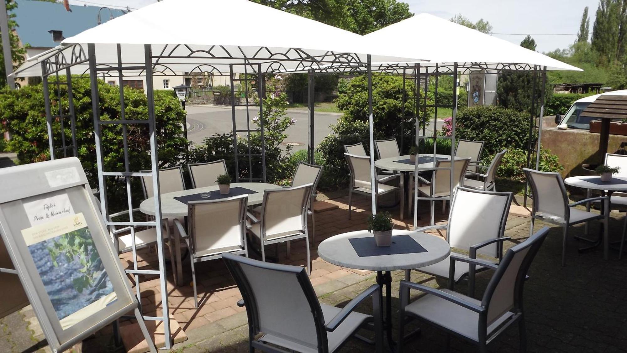 Ferienweingut & Gutsrestaurant Becker Apartment Burgen  Ngoại thất bức ảnh